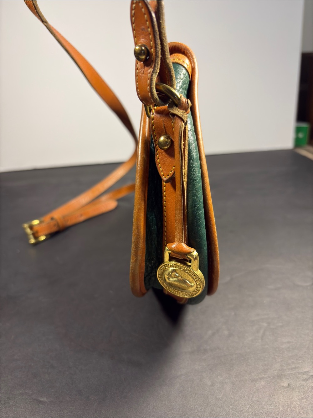 Dooney & Bourke AWL R51 Marble Bag Green Tan Leather Crossbody with Tan Trim - Picture 9 of 13